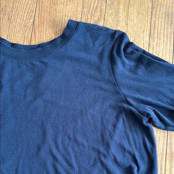 Alo workout top - Picture 1 of 4